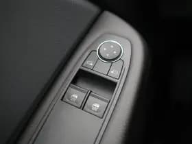 Renault Clio thumbnail 19