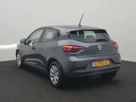 Renault Clio thumbnail 3