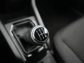 Renault Clio thumbnail 21