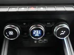 Renault Clio thumbnail 26
