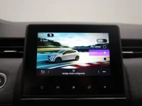 Renault Clio thumbnail 35