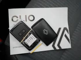 Renault Clio thumbnail 36
