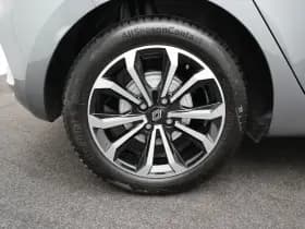 Renault Clio thumbnail 7