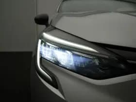 Renault Clio thumbnail 12