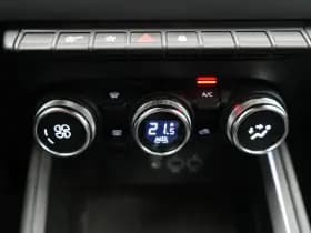Renault Clio thumbnail 28