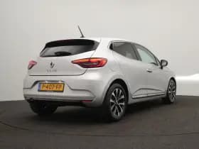 Renault Clio thumbnail 6
