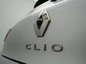 Renault Clio thumbnail 9