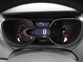 Renault Captur thumbnail 24