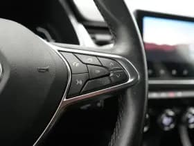 Renault Captur thumbnail 16