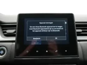 Renault Captur thumbnail 31