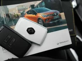 Renault Captur thumbnail 36