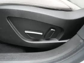 Renault Captur thumbnail 18