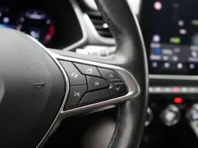 Renault Captur thumbnail 24