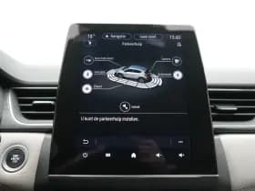 Renault Captur thumbnail 42