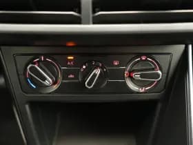 Volkswagen Polo thumbnail 24