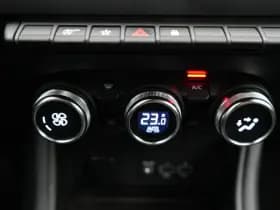 Renault Captur thumbnail 29