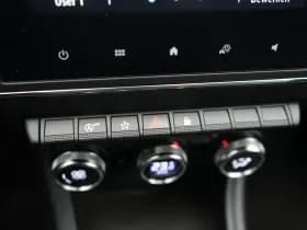 Renault Captur thumbnail 30