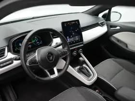 Renault Clio thumbnail 16