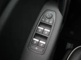 Renault Captur thumbnail 22