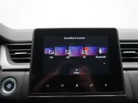 Renault Captur thumbnail 31
