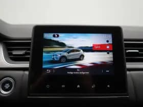Renault Captur thumbnail 36