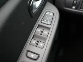 Renault Clio thumbnail 18