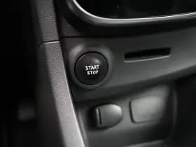 Renault Clio thumbnail 24