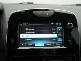 Renault Clio thumbnail 27