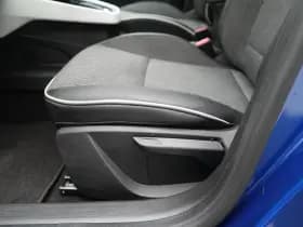 Renault Clio thumbnail 11