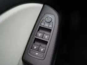 Renault Clio thumbnail 20