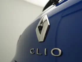 Renault Clio thumbnail 8