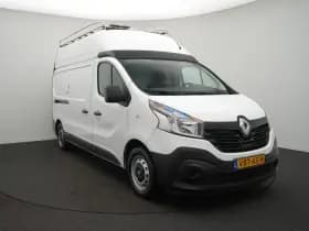 Renault Trafic thumbnail 2
