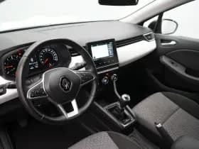 Renault Clio thumbnail 11
