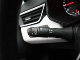 Renault Clio thumbnail 18