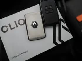Renault Clio thumbnail 31