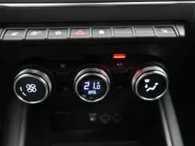 Renault Captur thumbnail 30
