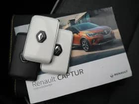 Renault Captur thumbnail 41