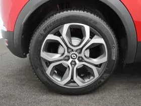 Renault Captur thumbnail 7