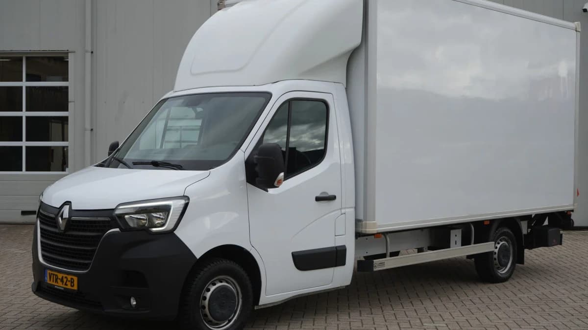 Renault Master — foto 1