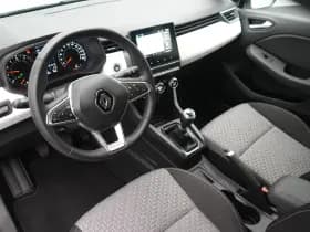 Renault Clio thumbnail 12