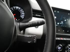 Renault Clio thumbnail 18