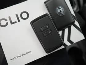 Renault Clio thumbnail 33