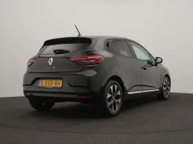 Renault Clio thumbnail 6