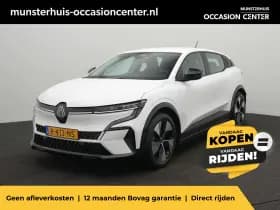 Renault Mégane E-Tech thumbnail 1