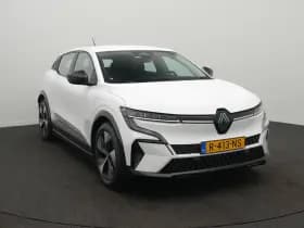 Renault Mégane E-Tech thumbnail 2