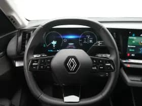 Renault Mégane E-Tech thumbnail 16
