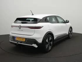 Renault Mégane E-Tech thumbnail 4