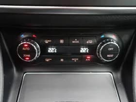 Mercedes-Benz GLA thumbnail 25