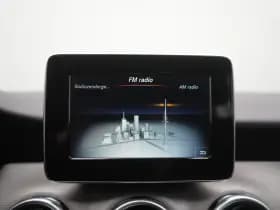 Mercedes-Benz GLA thumbnail 27