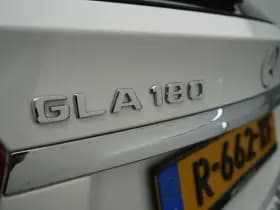 Mercedes-Benz GLA thumbnail 8